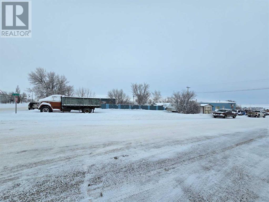 Photo 4 of 128 1 Avenue E, Hussar AB