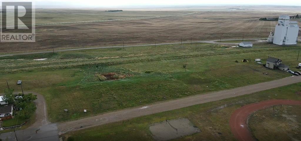 Photo 3 of 255 1 Avenue W, Hussar AB
