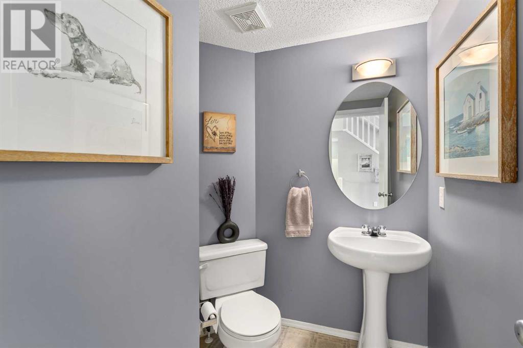 Single Family House for Sale in  Tuscany Springs Rise NW Tuscany Calgary 