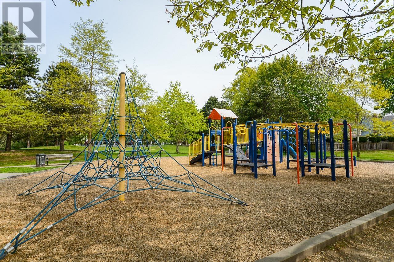 #301-7200 LINDSAY Road, Richmond