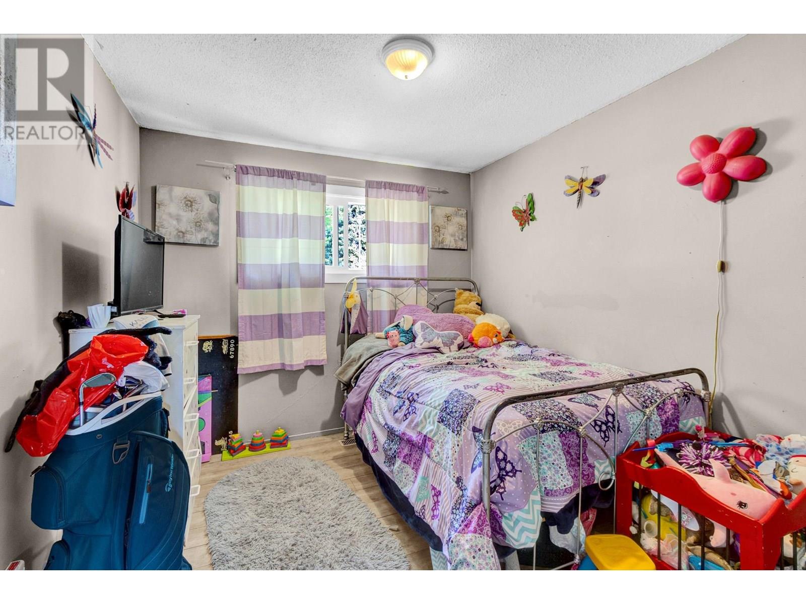 Photo 3 of 169 Aitken Crescent, Prince George BC