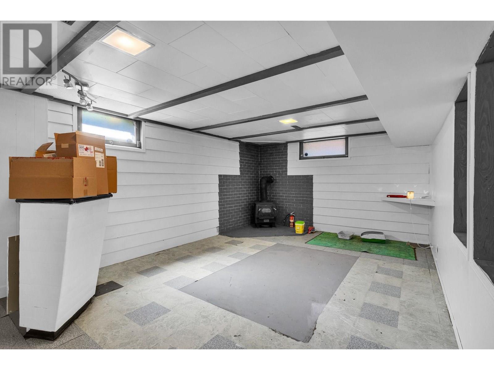 Photo 6 of 169 Aitken Crescent, Prince George BC