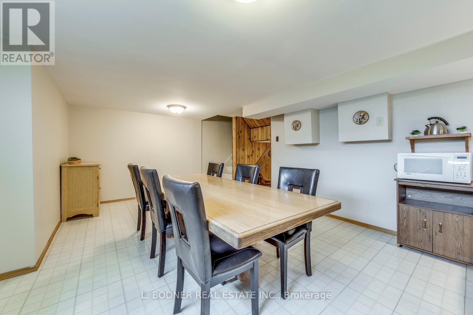 Photo 21 of 6899 Darcel Avenue, Mississauga ON