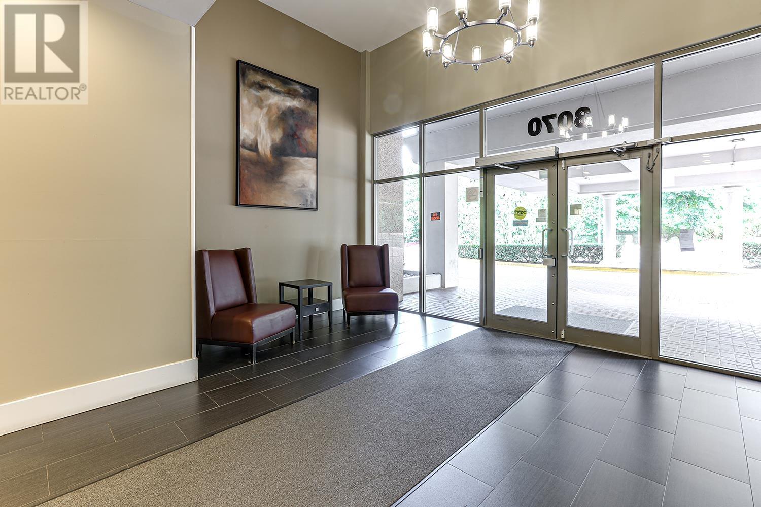 Photo 6 of 1102 3070 Guildford Way, Coquitlam BC