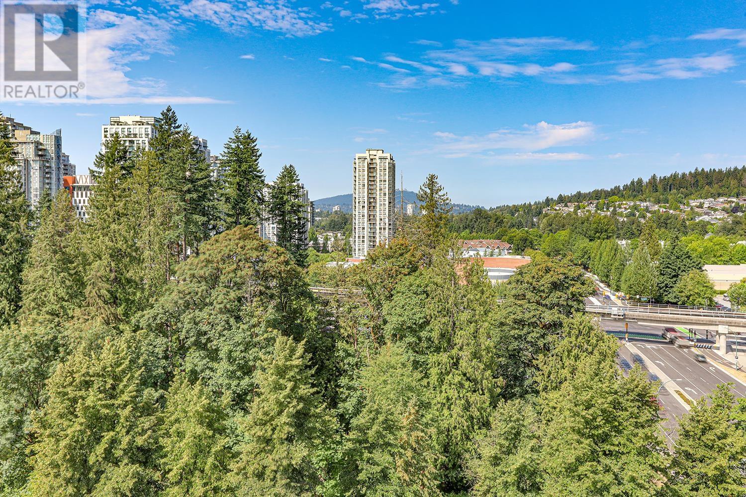 Photo 8 of 1102 3070 Guildford Way, Coquitlam BC