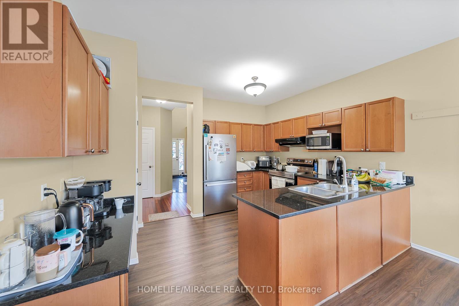 Photo 15 of 356 West Ridge Drive, Ottawa ON
