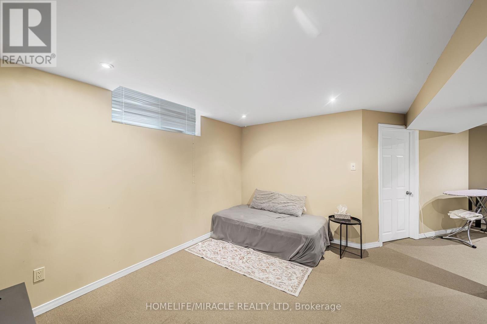 Photo 42 of 356 West Ridge Drive, Ottawa ON