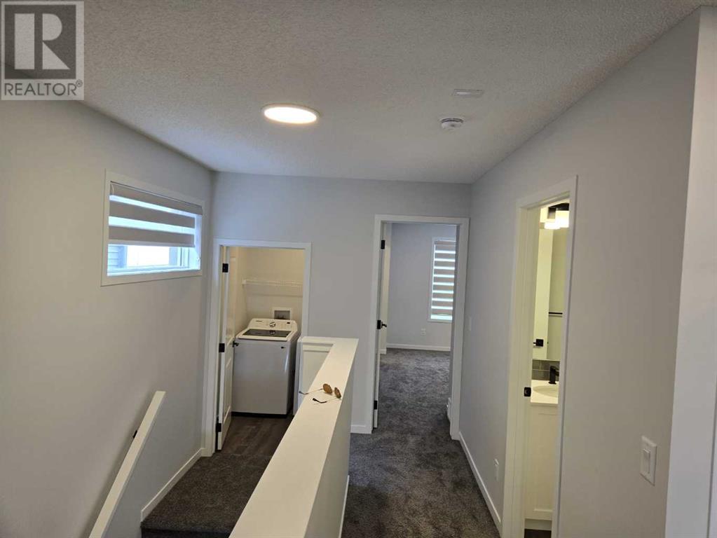Single Family House for Sale in  Aquila Drive NW Glacier Ridge Calgary 