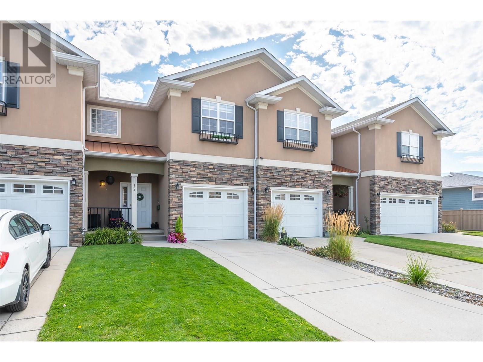 1742 Fairford Drive Unit# 102, Penticton