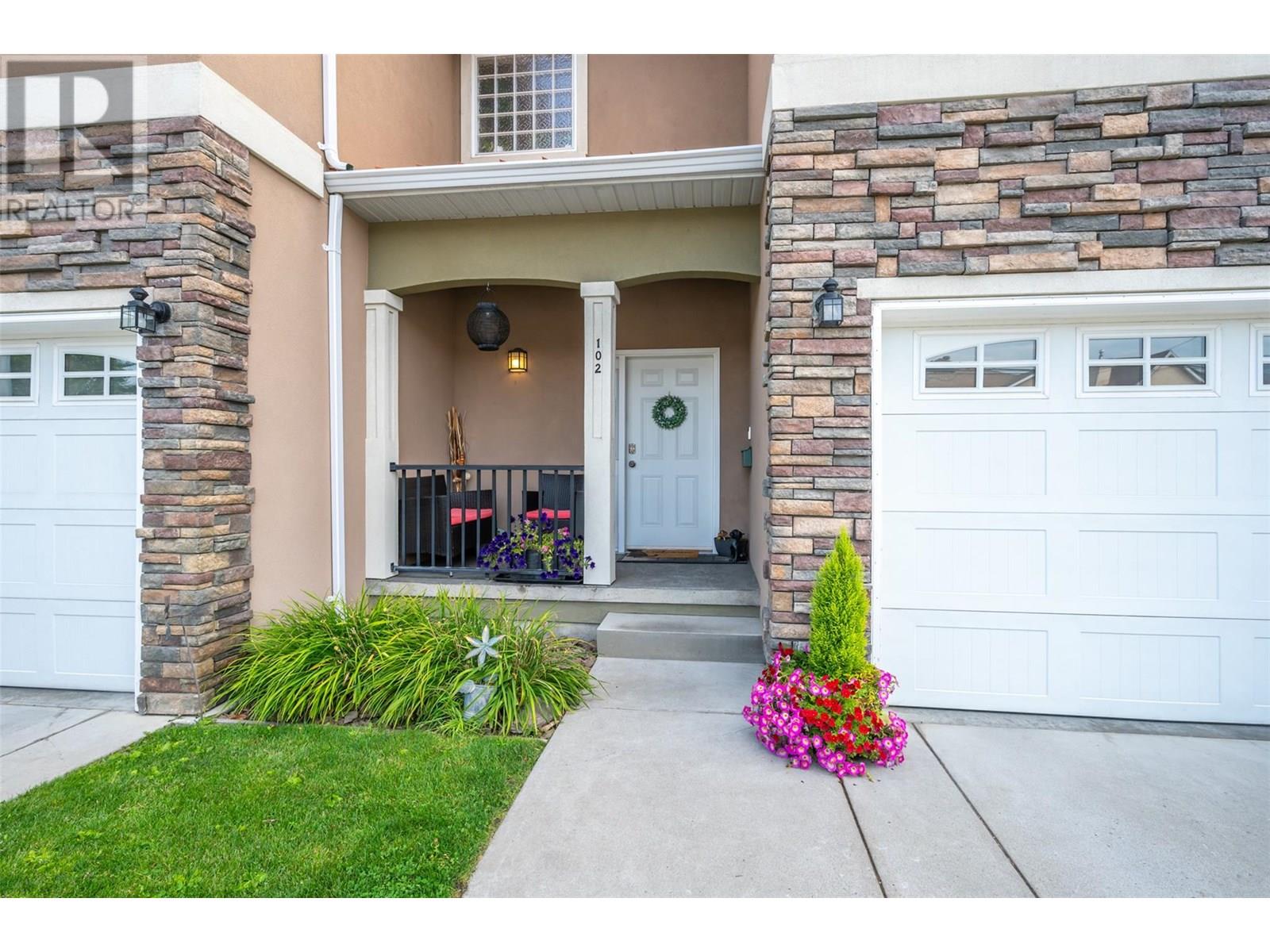 1742 Fairford Drive Unit# 102, Penticton