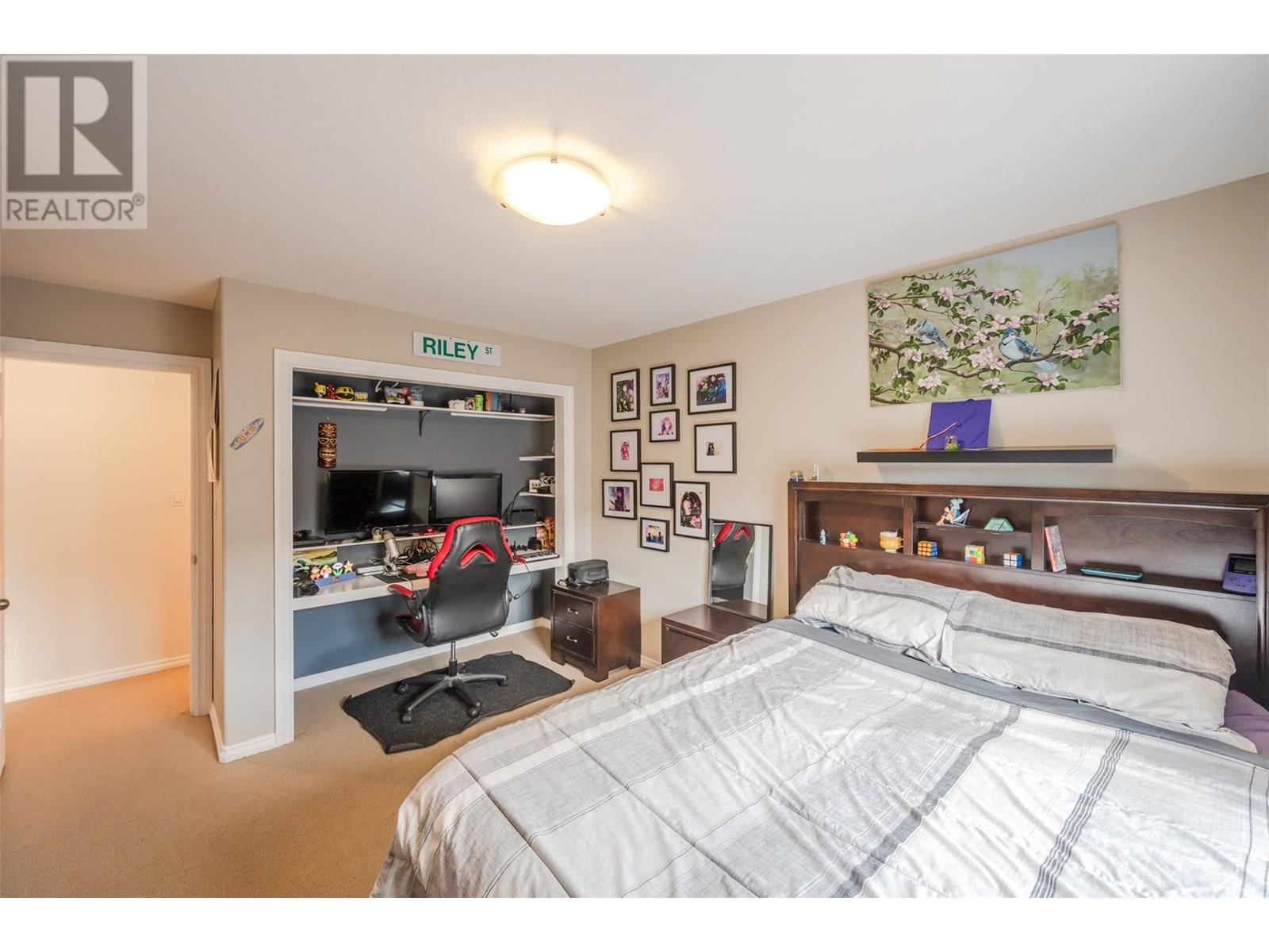 1742 Fairford Drive Unit# 102, Penticton