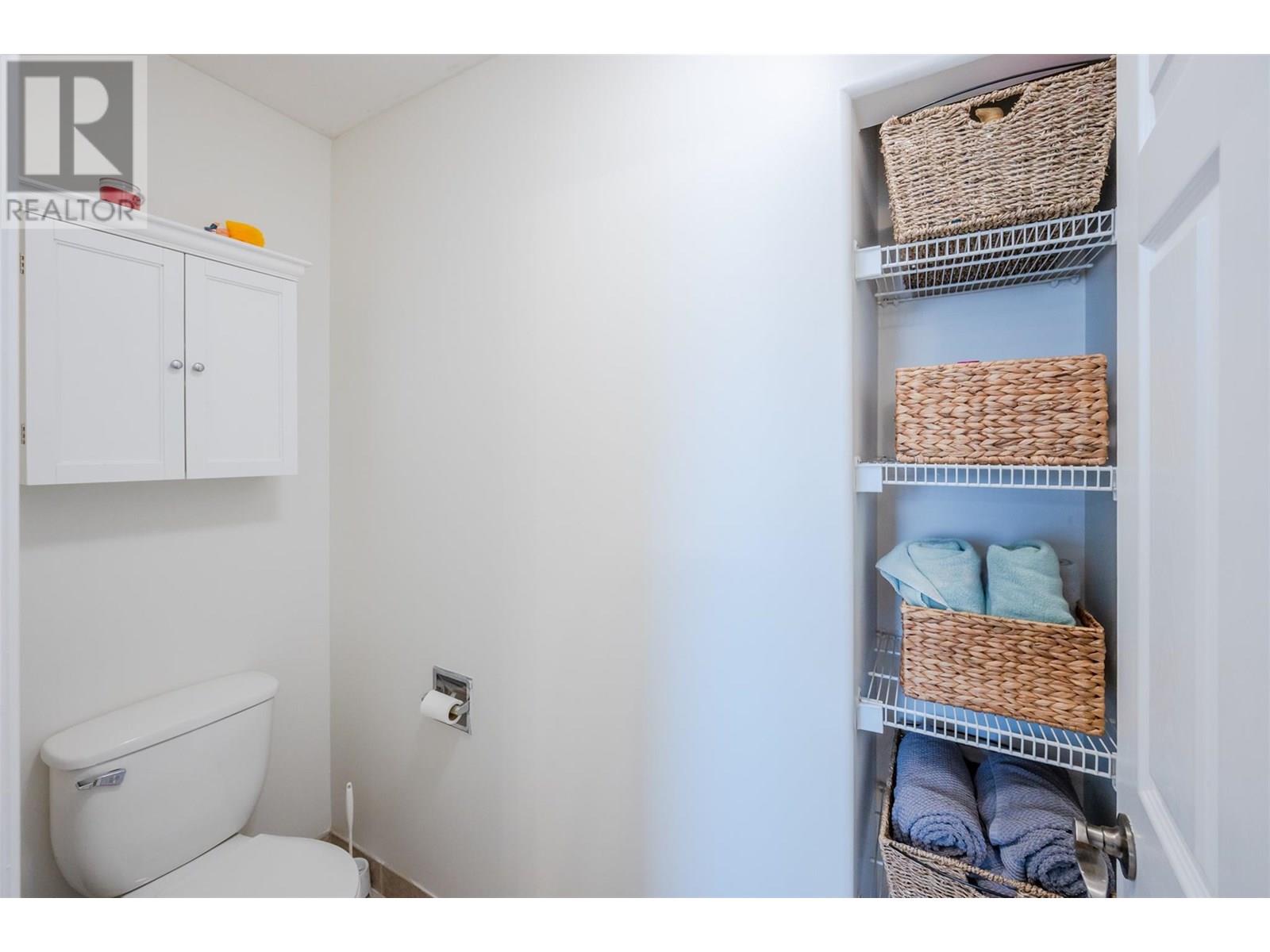 1742 Fairford Drive Unit# 102, Penticton