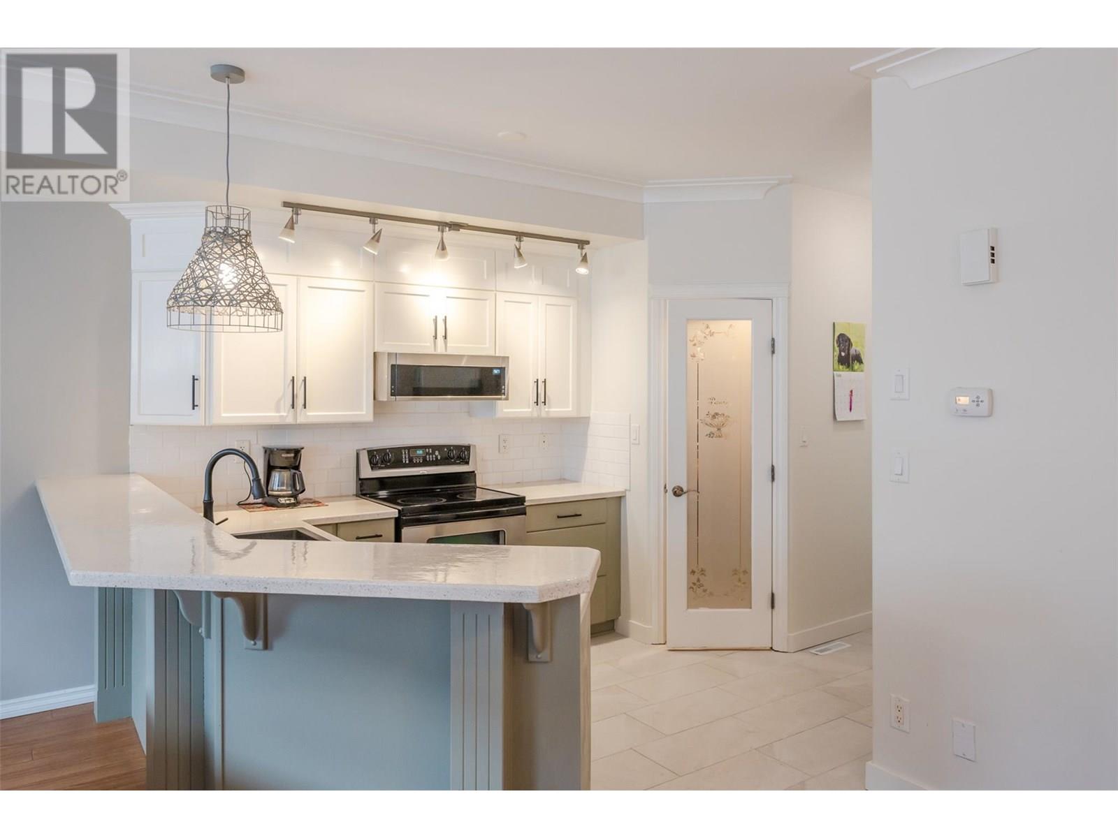 1742 Fairford Drive Unit# 102, Penticton