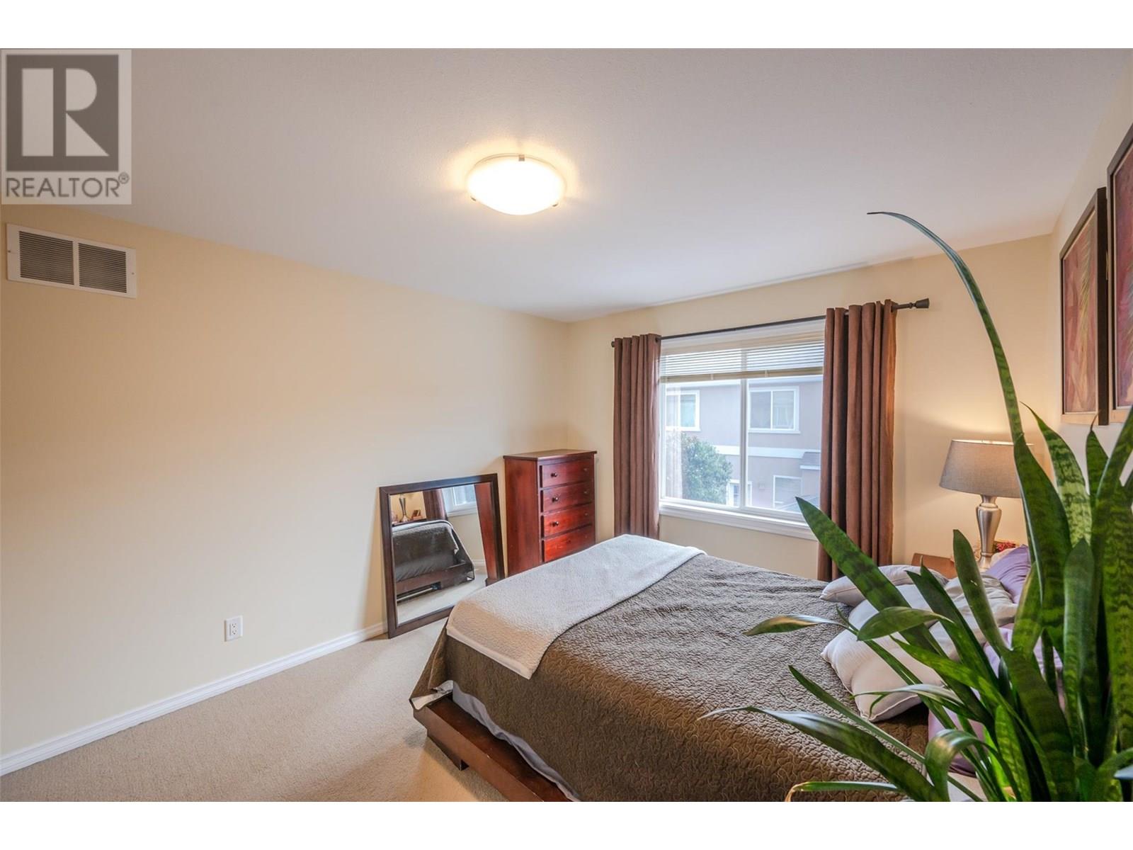1742 Fairford Drive Unit# 102, Penticton