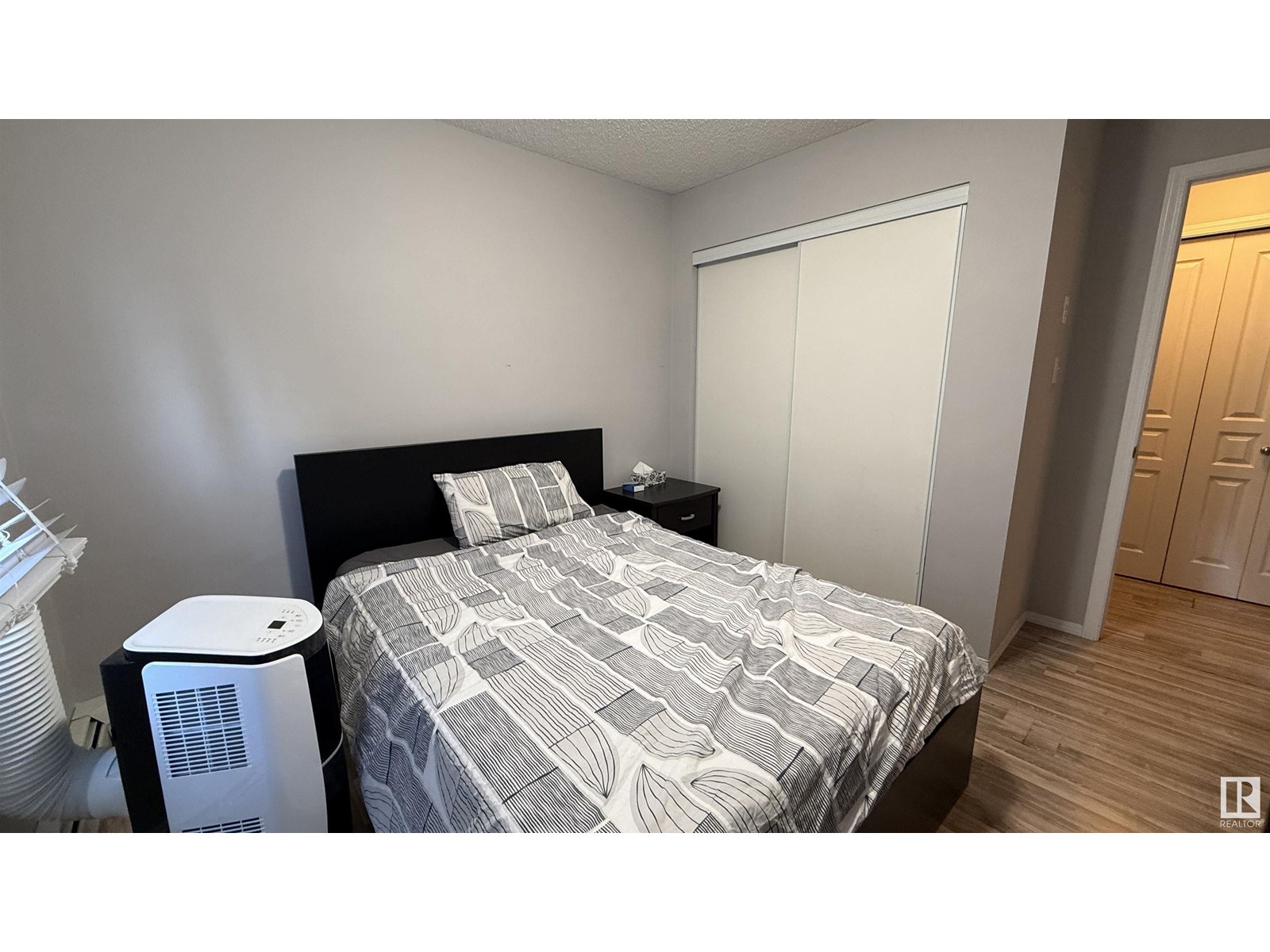 Photo 4 of 129 301 Clareview Station Dr Nw Nw, Edmonton AB