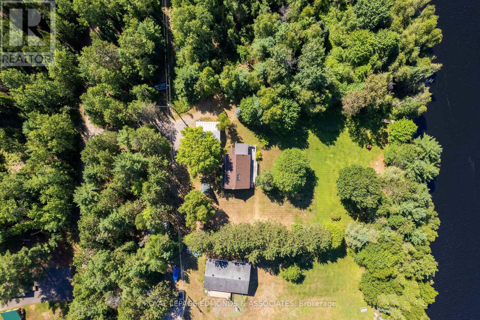 Photo 46 of 36 Crescent Drive, Brudenell Lyndoch And Raglan ON