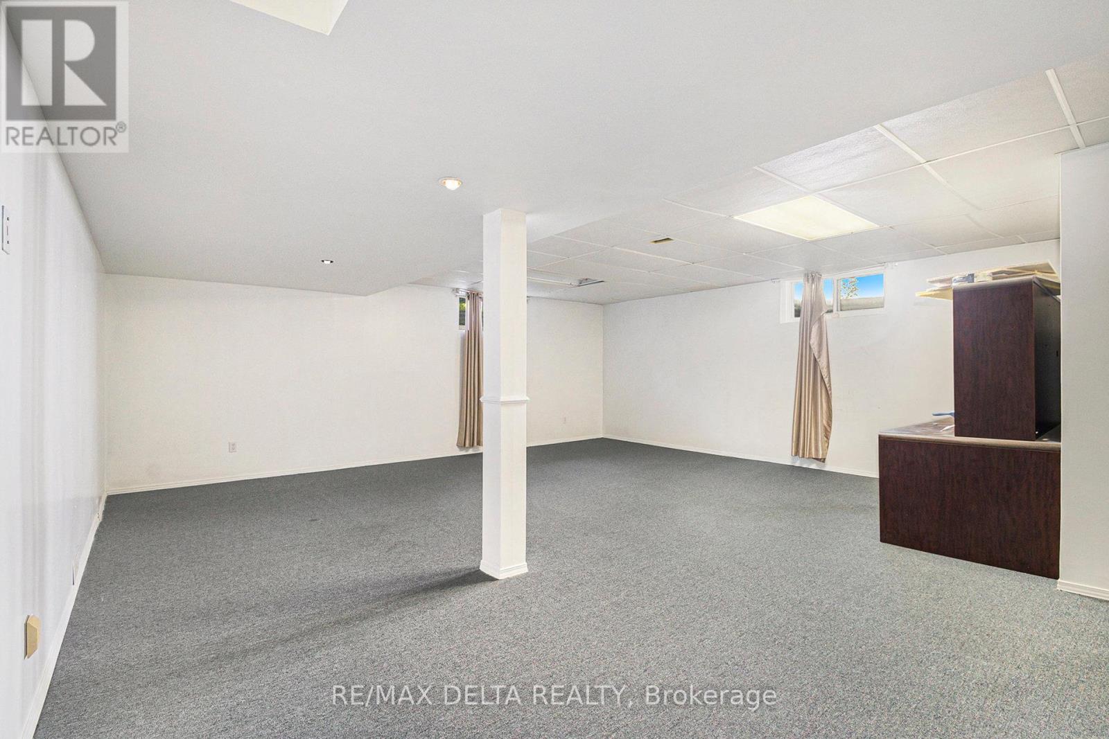 Photo 13 of 762 Adencliffe Drive, Ottawa ON