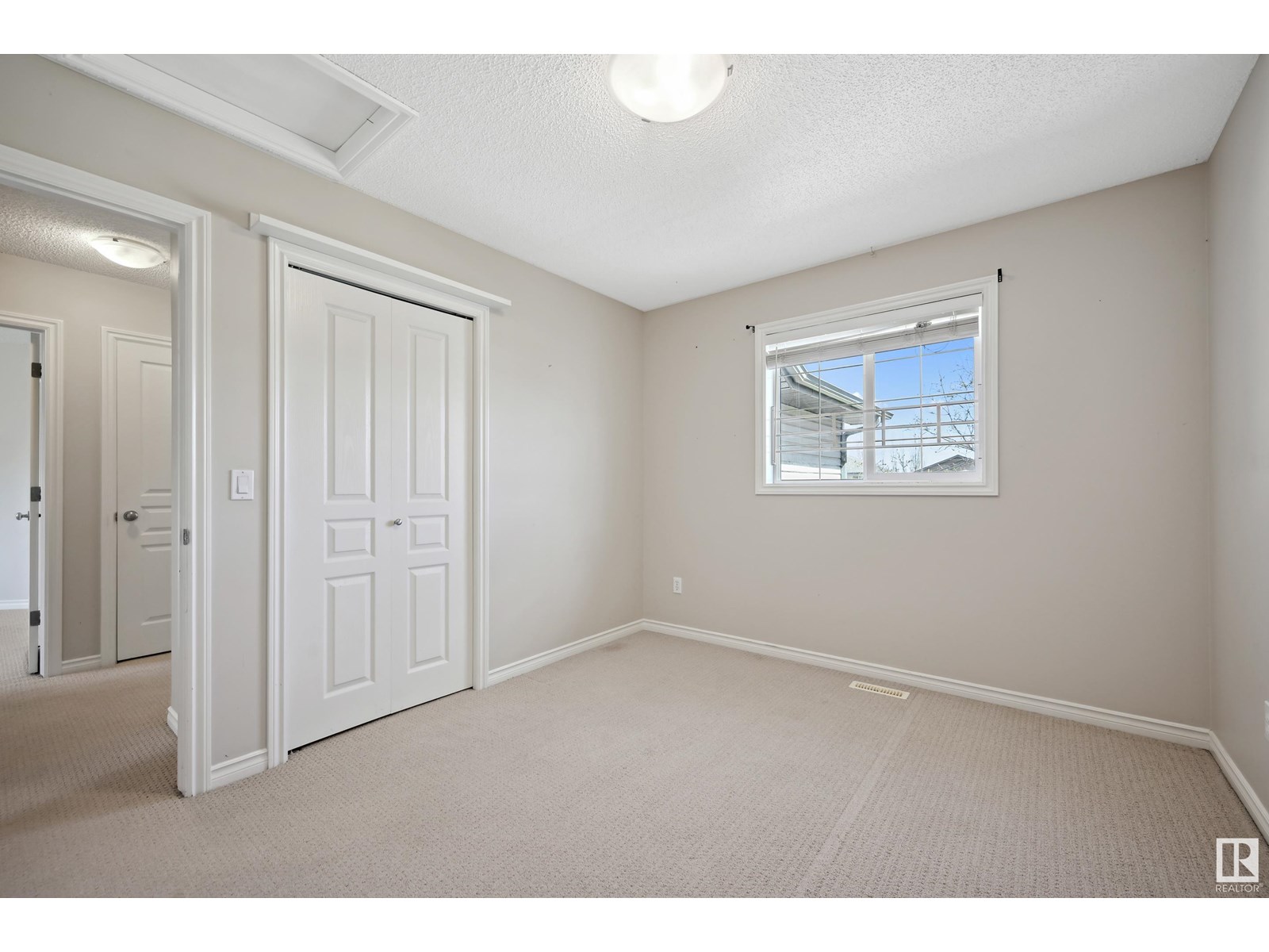 Photo 27 of 4518 211 A St Nw, Edmonton AB
