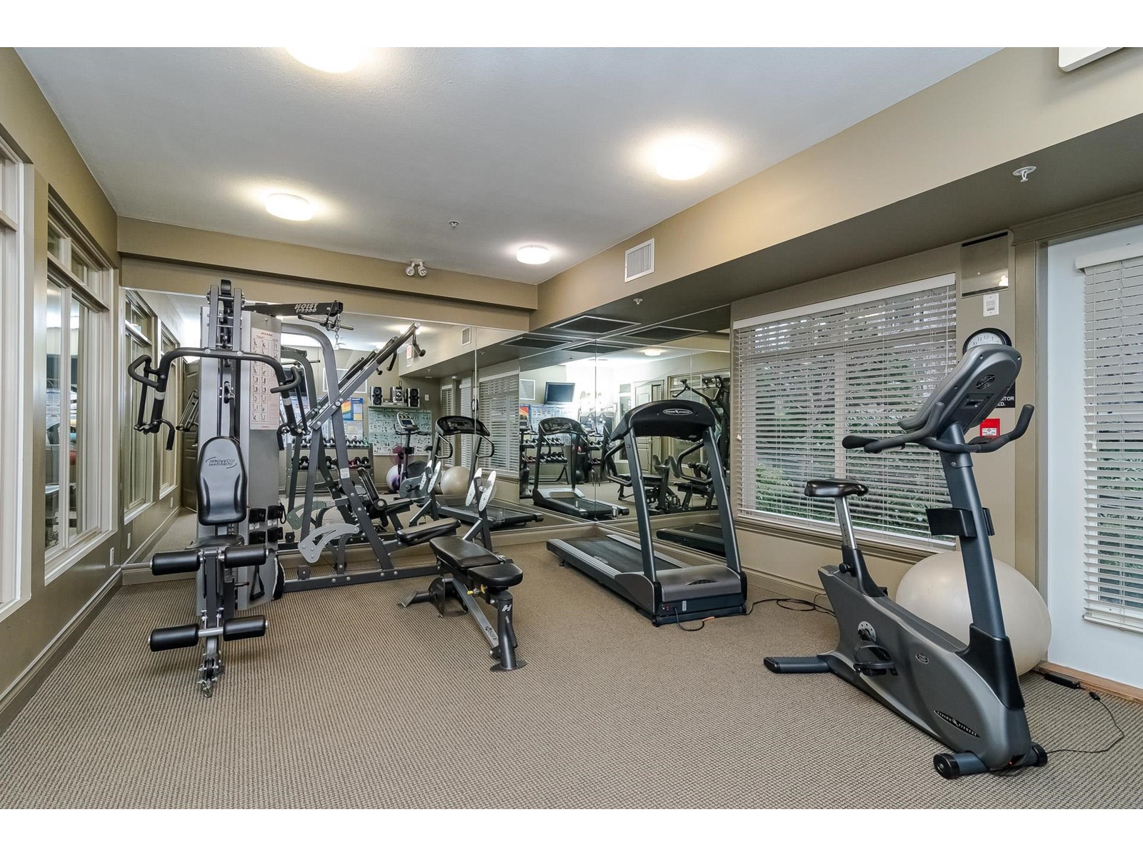Photo 11 of 205 1787 154 Street, Surrey BC