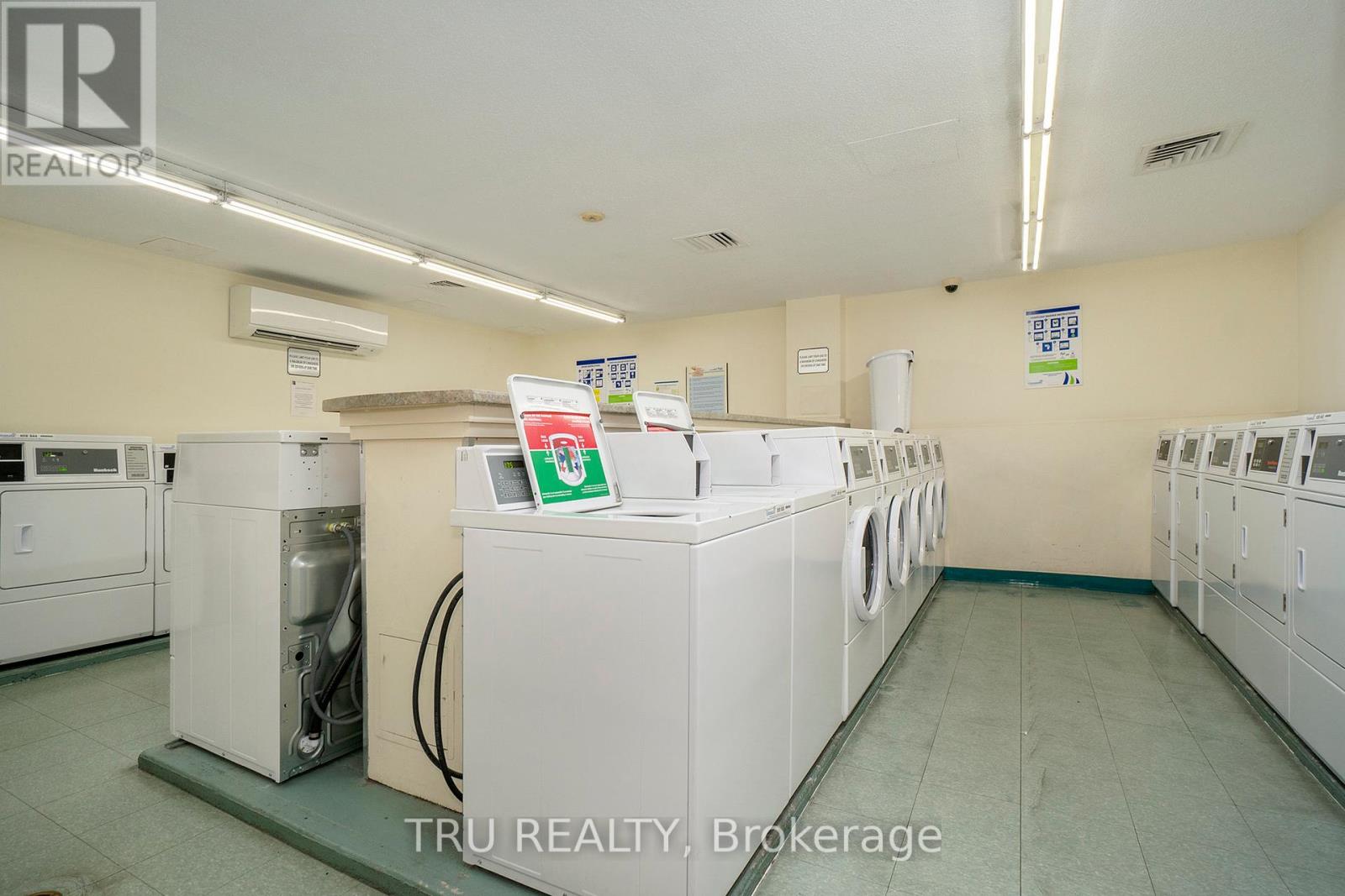 Photo 2 of Ph 8 900 Dynes Road, Ottawa ON