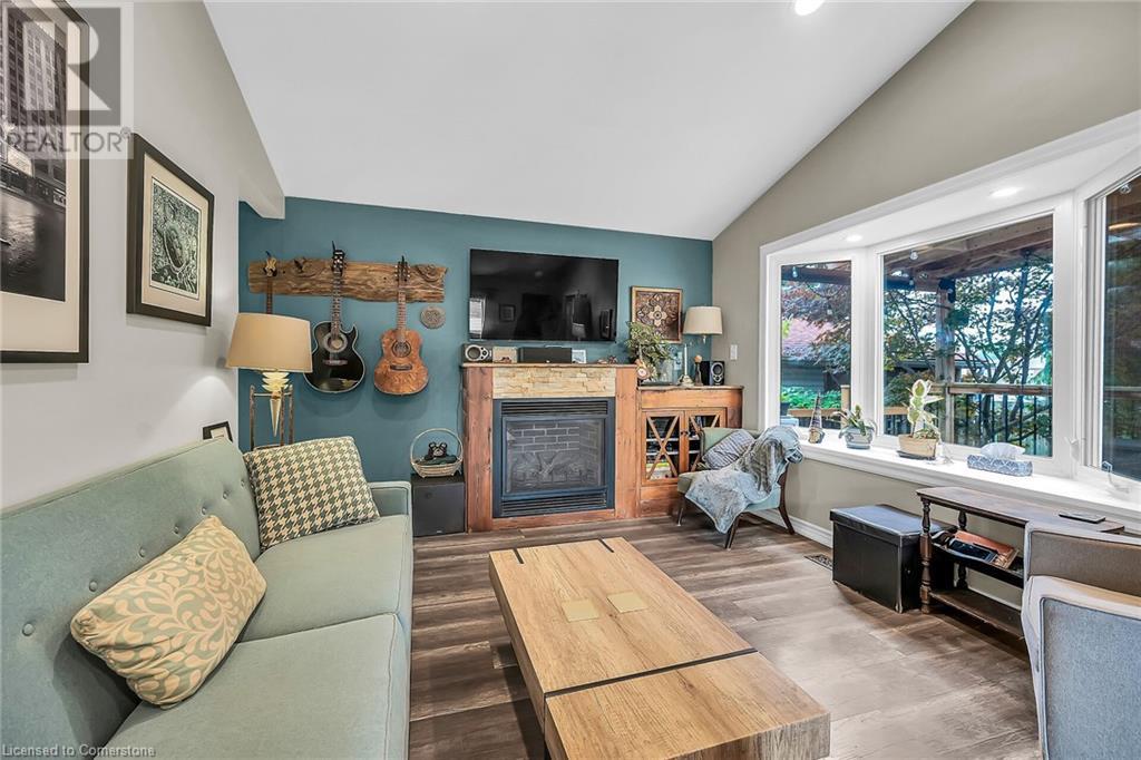 Photo 13 of 321 East 12 Th Street, Hamilton ON