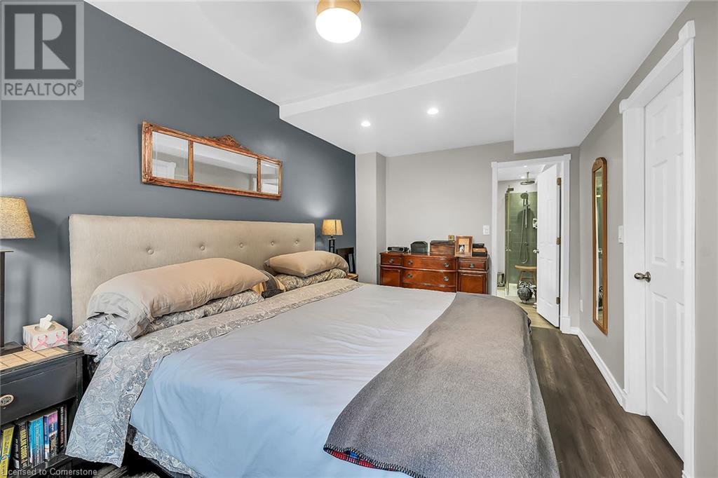 Photo 20 of 321 East 12 Th Street, Hamilton ON