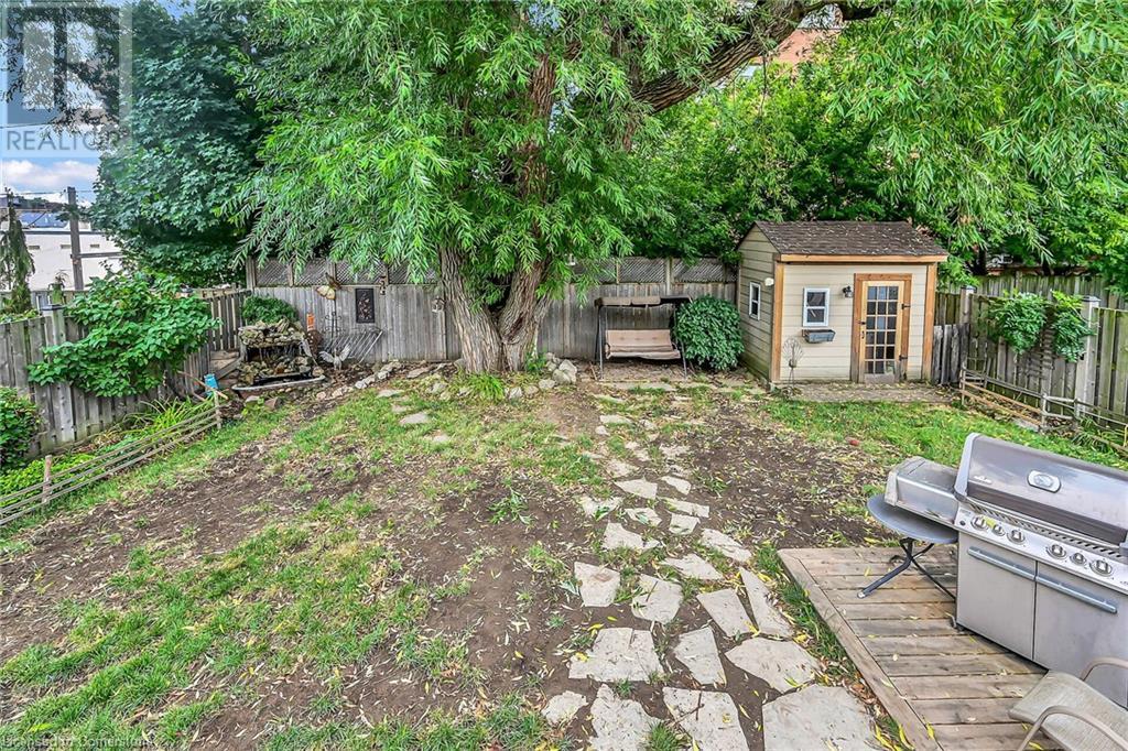 Photo 36 of 321 East 12 Th Street, Hamilton ON