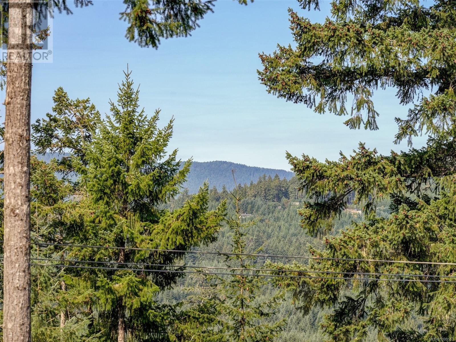 Photo 21 of 1042 Skylar Cir, Shawnigan Lake BC