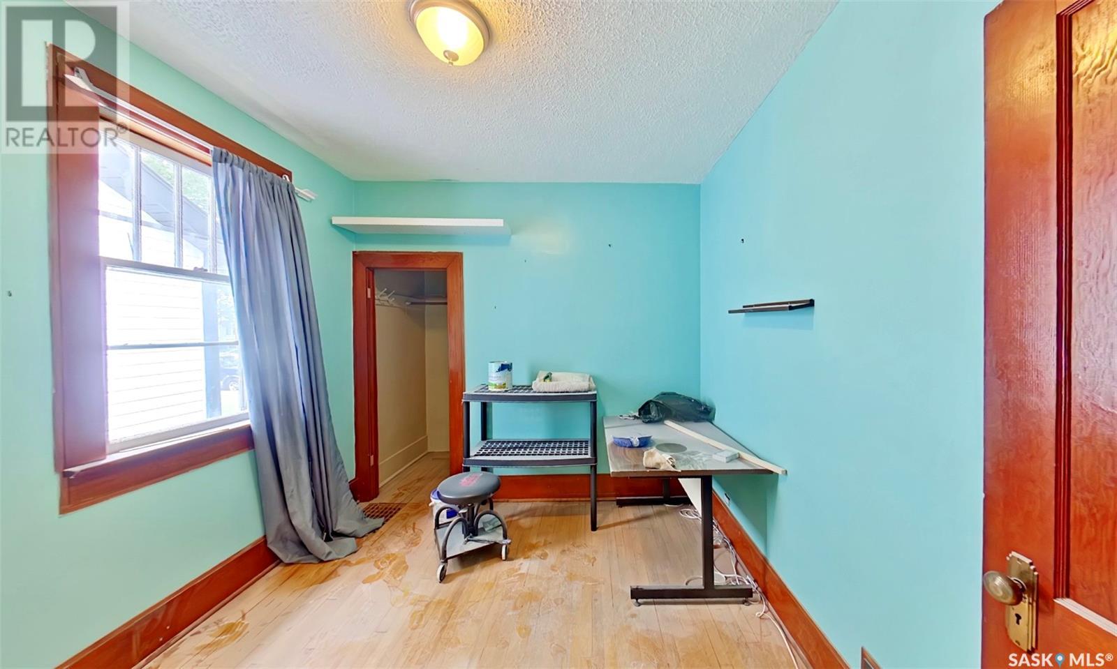 Photo 9 of 2480 Edgar Street, Regina SK