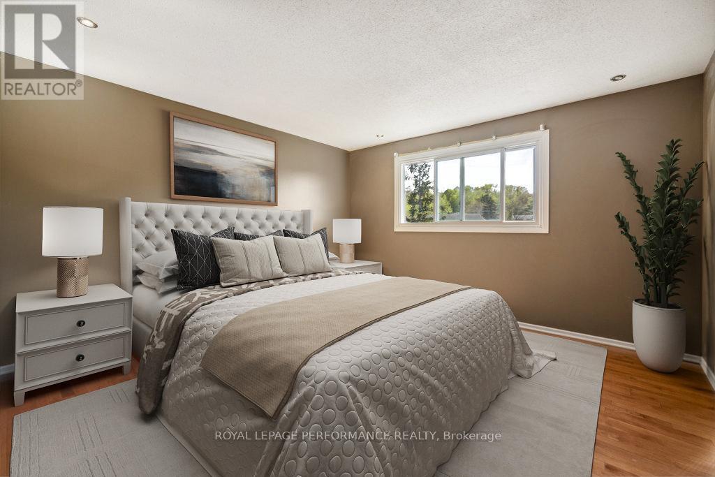 Photo 33 of 2045 Deerhurst Court, Ottawa ON