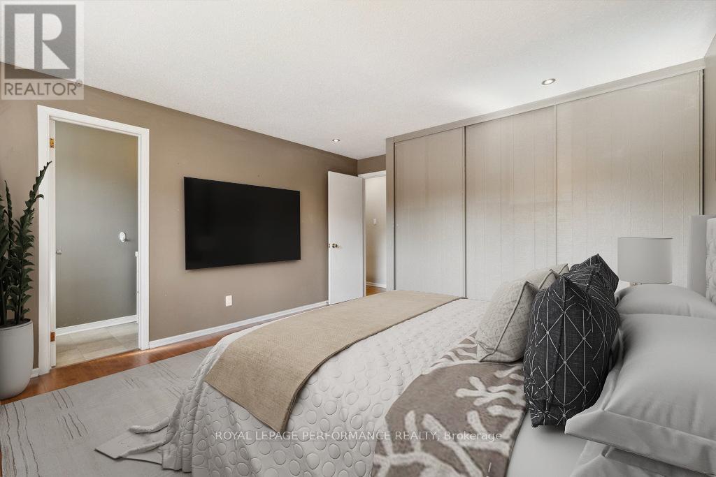 Photo 36 of 2045 Deerhurst Court, Ottawa ON