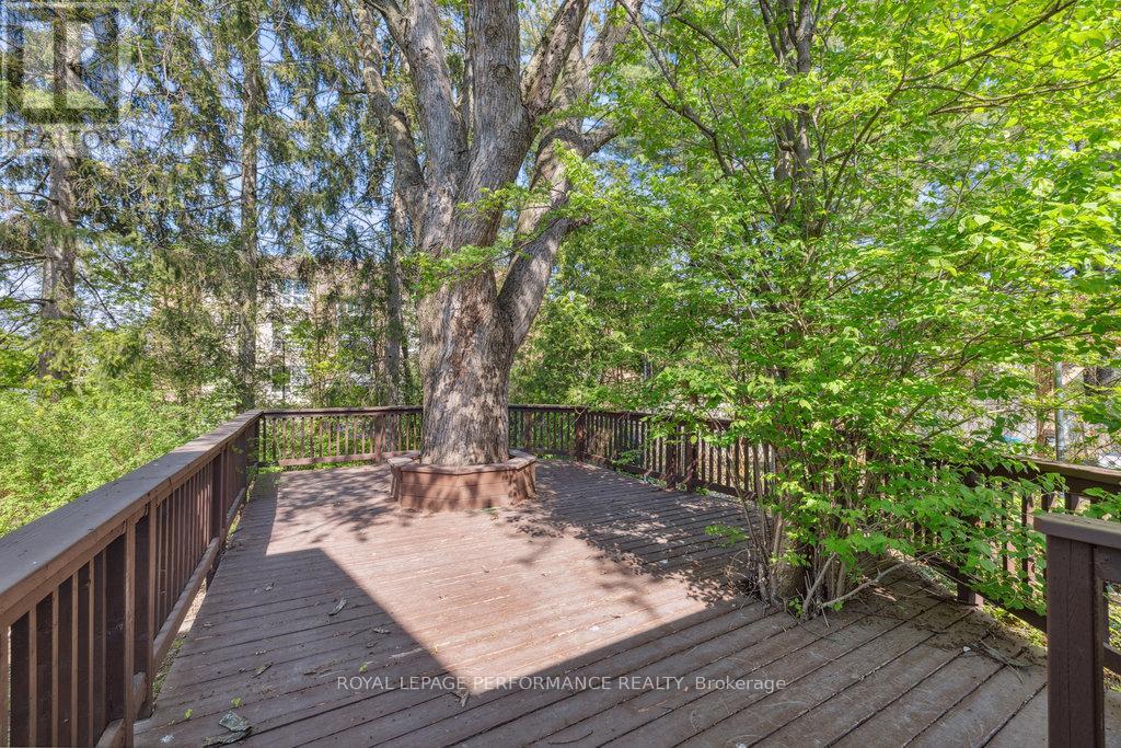 Photo 44 of 2045 Deerhurst Court, Ottawa ON