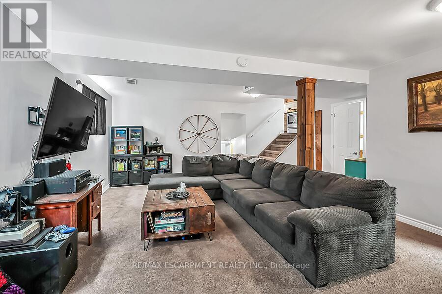 Photo 41 of 44 Ravine Crescent, Haldimand ON