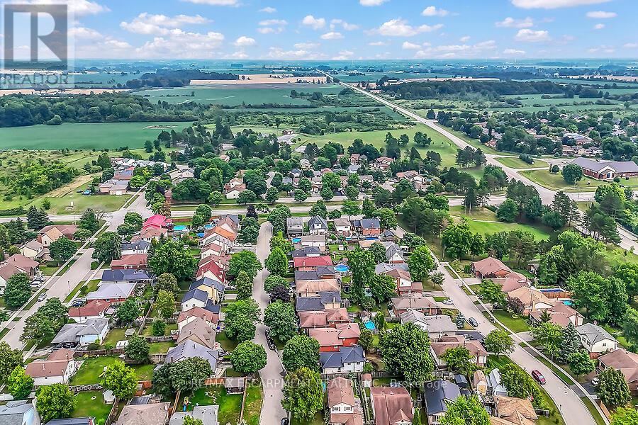Photo 37 of 44 Ravine Crescent, Haldimand ON