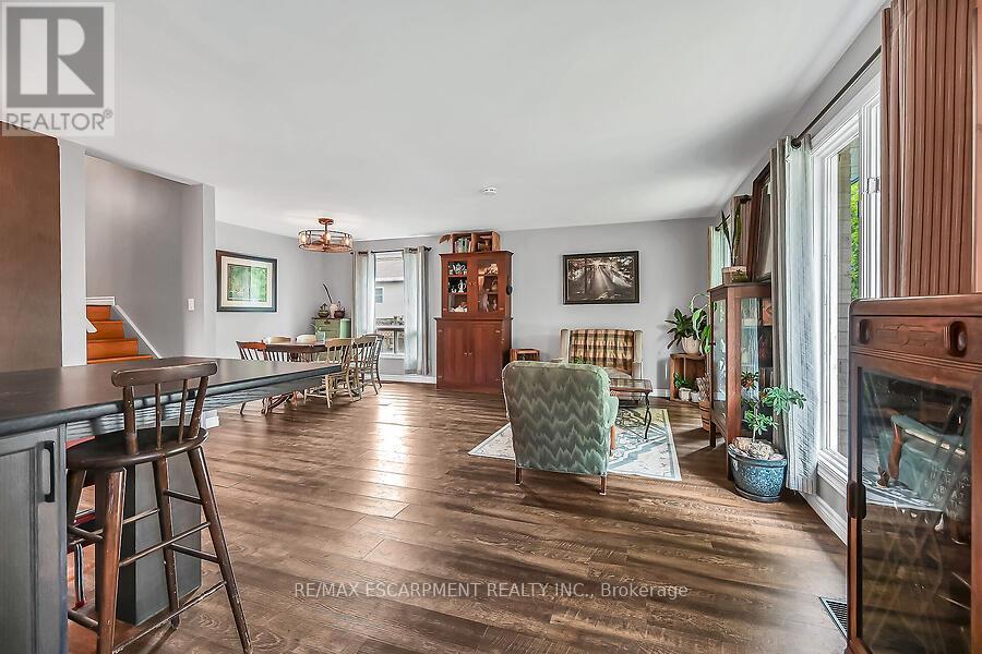 Photo 20 of 44 Ravine Crescent, Haldimand ON