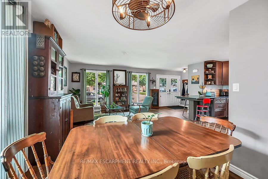 Photo 16 of 44 Ravine Crescent, Haldimand ON
