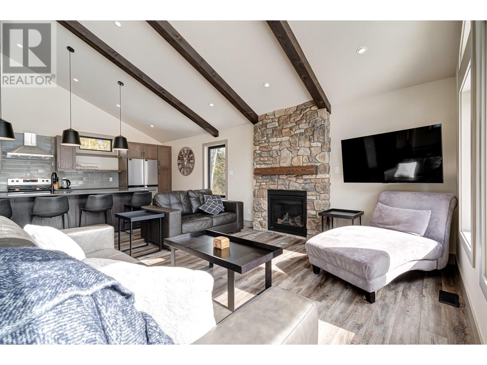 Photo 11 of 5545 Currie Bowl Way, Fernie BC