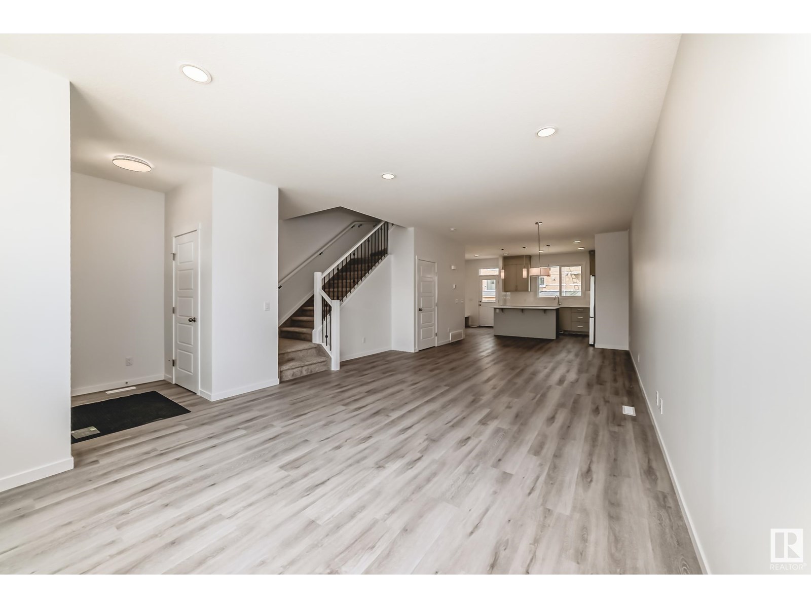 Photo 7 of 3975 Wrenloop Nw, Edmonton AB
