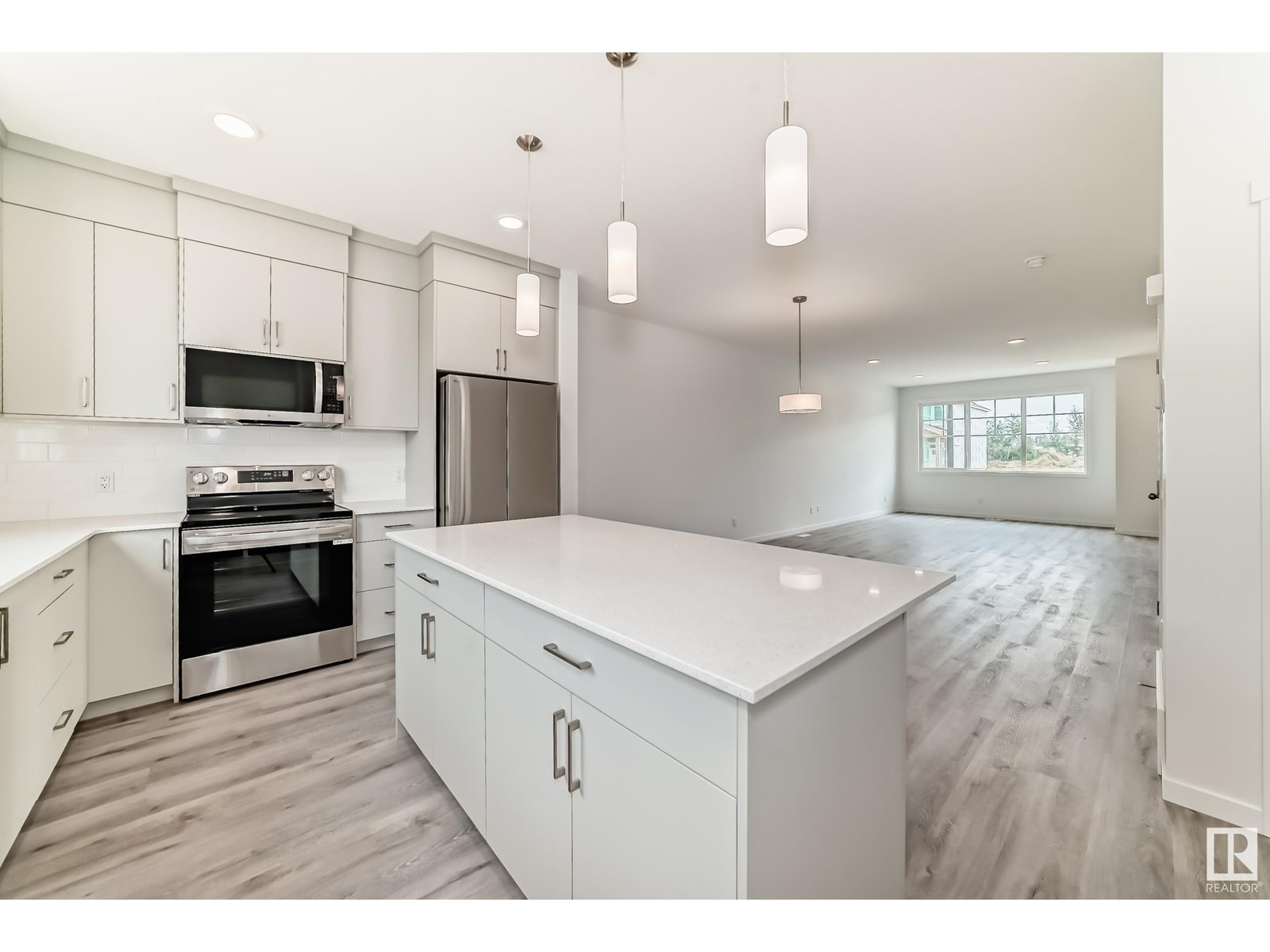 Photo 9 of 3975 Wrenloop Nw, Edmonton AB