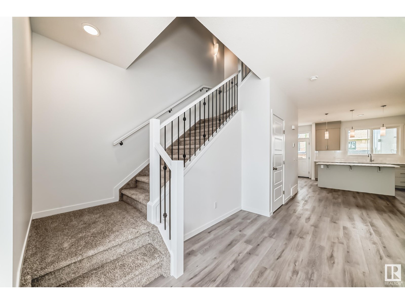 Photo 16 of 3975 Wrenloop Nw, Edmonton AB