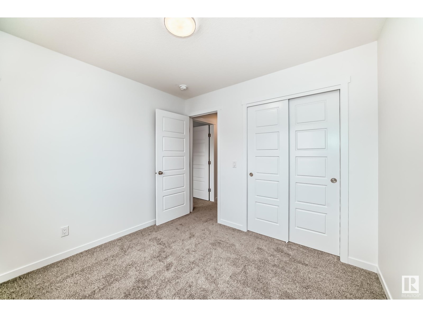 Photo 1 of 3975 Wrenloop Nw, Edmonton AB