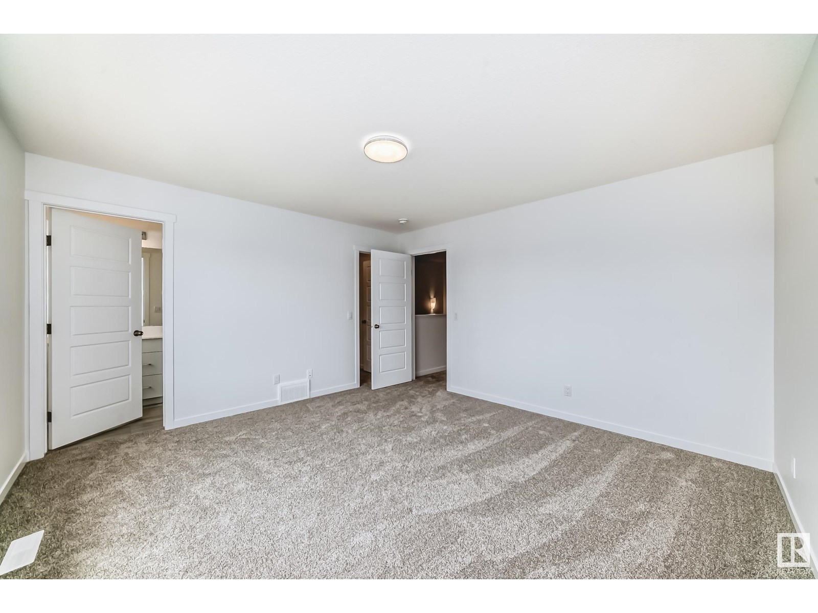 Photo 14 of 3975 Wrenloop Nw, Edmonton AB