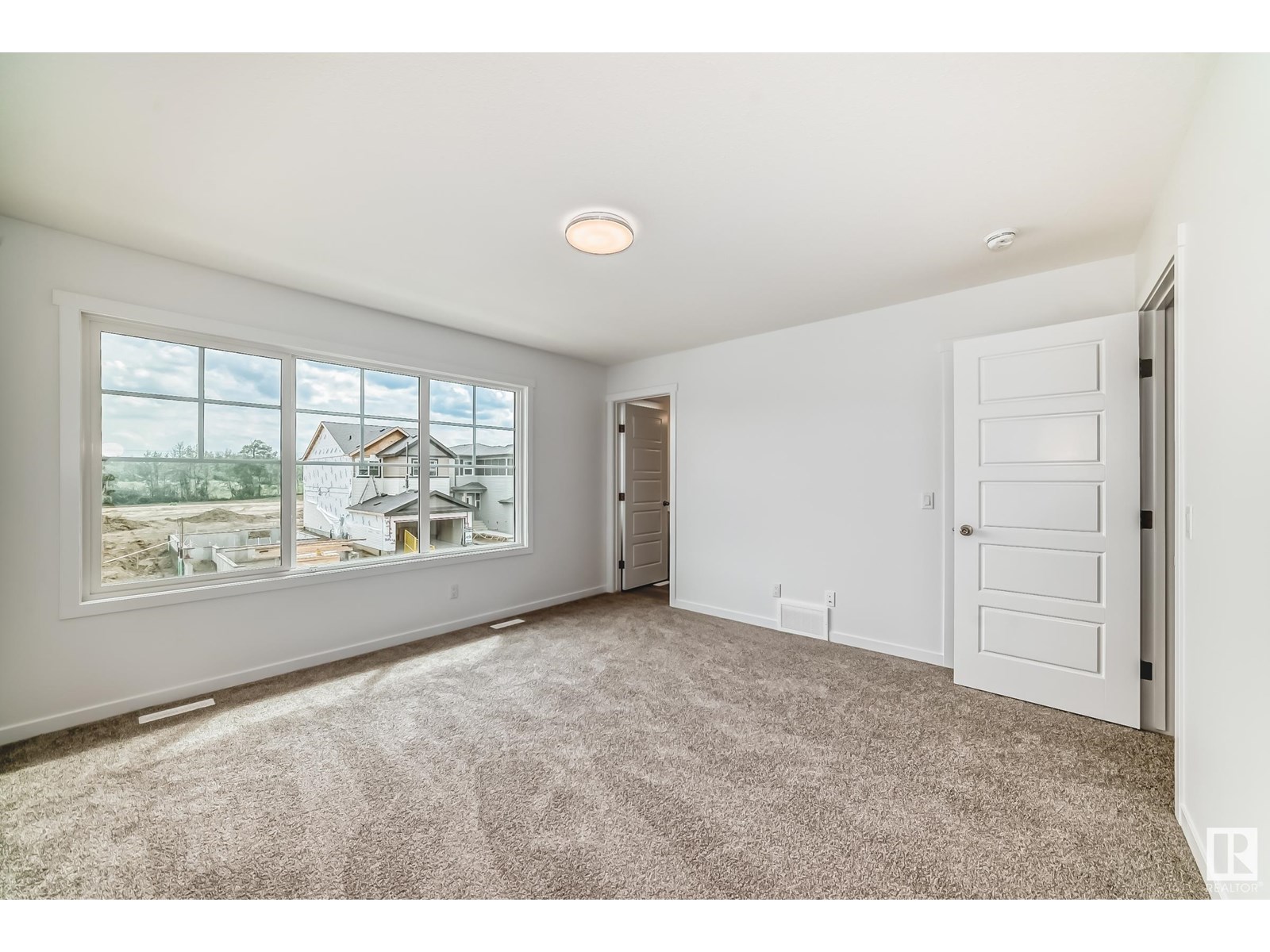 Photo 4 of 3975 Wrenloop Nw, Edmonton AB