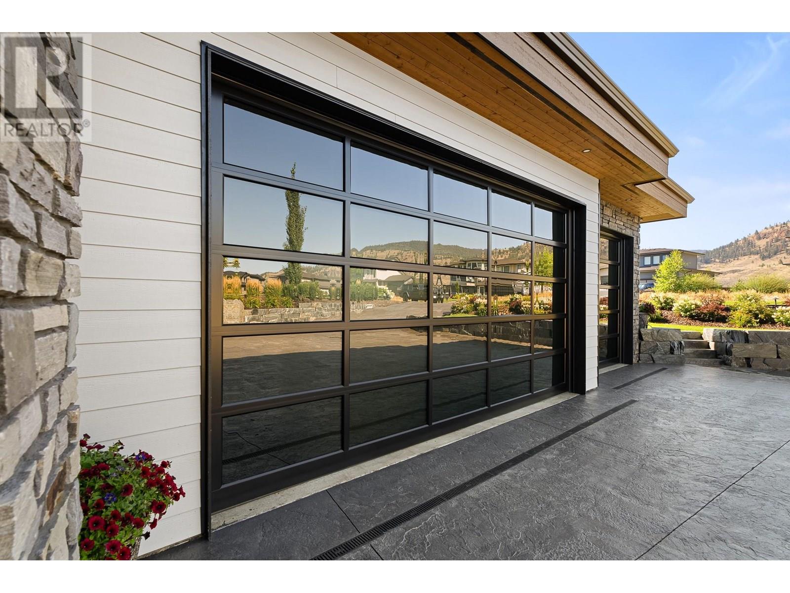 Photo 23 of 338 Rue Cheval Noir, Kamloops BC