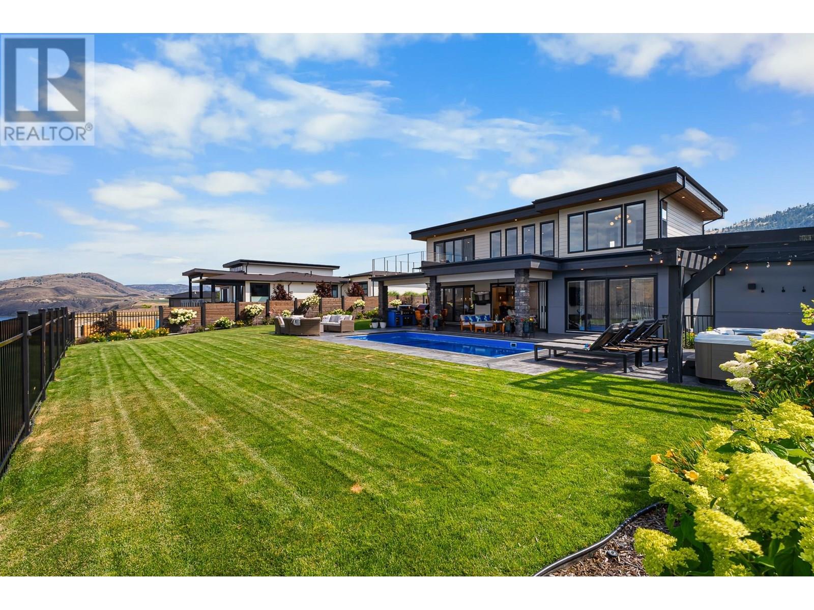 Photo 12 of 338 Rue Cheval Noir, Kamloops BC