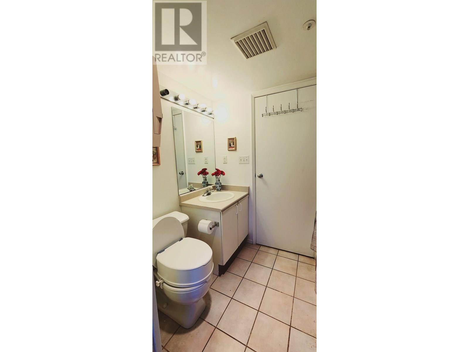 Photo 16 of 208 811 Helmcken Street, Vancouver BC