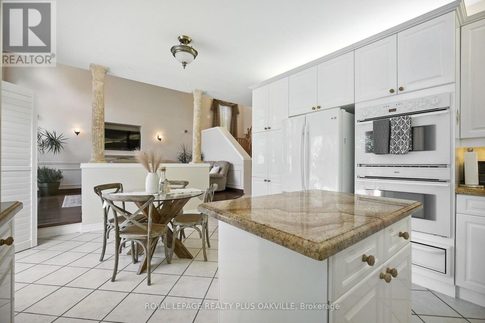 Photo 27 of 2272 Overfield Road, Oakville ON