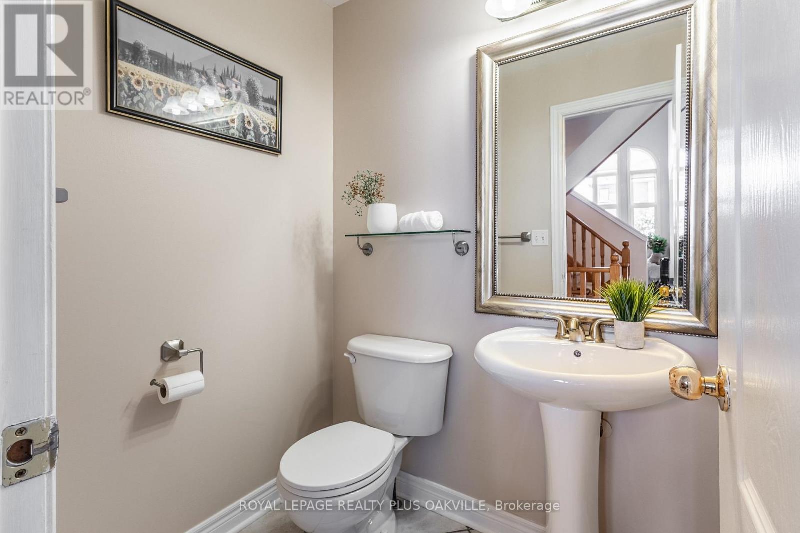 Photo 15 of 2272 Overfield Road, Oakville ON
