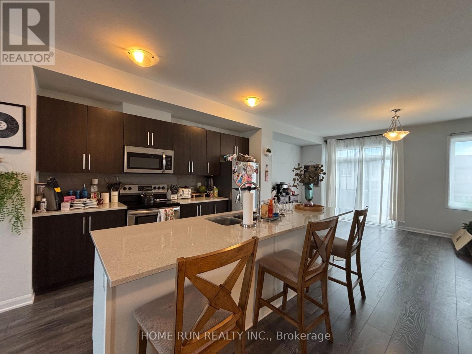 Photo 22 of 1123 Speedvale Crescent, Ottawa ON