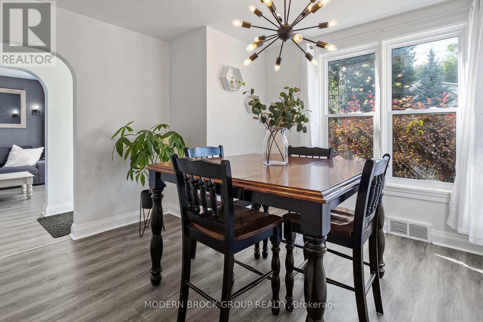 Photo 19 of 493 Dibble Street W, Prescott ON